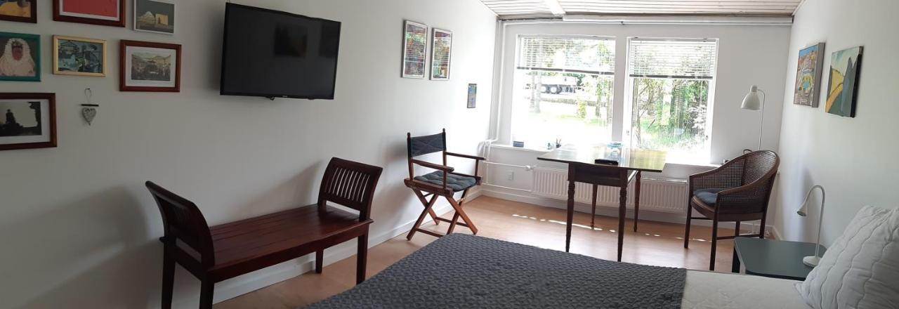 Bed and Breakfast Karens Bakke 2 Glesborg Exterior foto